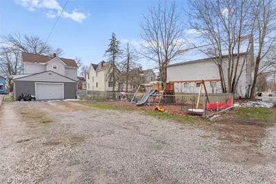 125 E Indiana Avenue, Sebring, OH 44672 - Photo 32