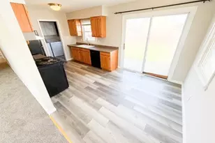 7621 Miami Rd, Mentor on the Lake, OH 44060 - Photo 6