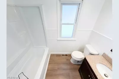 7621 Miami Road, Mentor on the Lake, OH 44060 - Photo 12