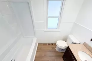 7621 Miami Rd, Mentor on the Lake, OH 44060 - Photo 12