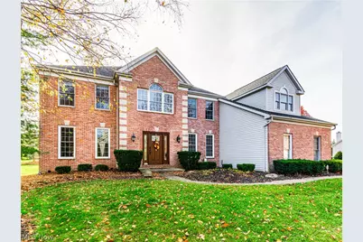 21821 Woodfield Trail, Strongsville, OH 44149 - Photo 2