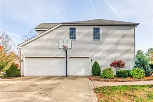 21821 Woodfield Trail, Strongsville, OH 44149 - Photo 4