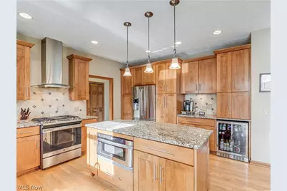 21821 Woodfield Trail, Strongsville, OH 44149 - Photo 18