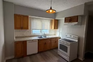 1336 Thoreau Rd, Oakwood, OH 44107 - Photo 2