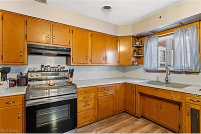 1742 N Ellsworth Avenue, Salem, OH 44460 - Photo 6