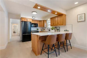 960 Impala Dr, Akron, OH 44319 - Photo 8