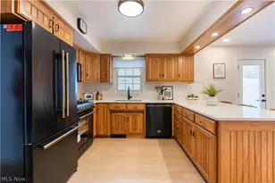 960 Impala Dr, Akron, OH 44319 - Photo 10