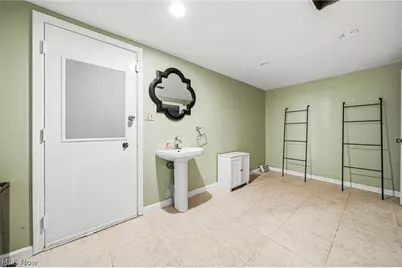 28900 Gates Mills Boulevard, Pepper Pike, OH 44124 - Photo 40