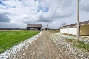 14768 Whitehead Rd, LaGrange, OH 44050 - Photo 38