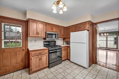 37510 Park Avenue, Willoughby, OH 44094 - Photo 18