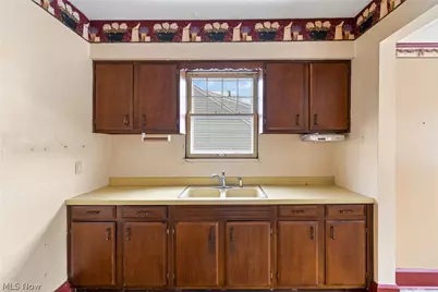 1316 22nd Street NE, Canton, OH 44714 - Photo 10