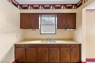 1316 22nd St NE, Canton, OH 44714 - Photo 10