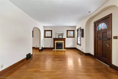 1316 22nd Street NE, Canton, OH 44714 - Photo 2