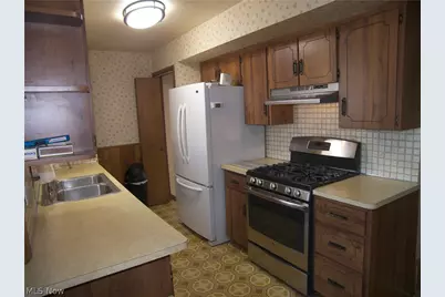 20871 Trebec Boulevard, Euclid, OH 44119 - Photo 10