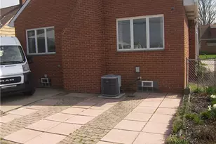 20871 Trebec Blvd, Euclid, OH 44119 - Photo 4