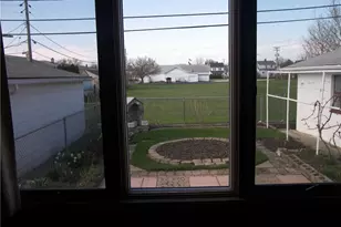 20871 Trebec Blvd, Euclid, OH 44119 - Photo 8