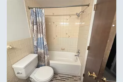 10436 N Church Drive #202, Parma Heights, OH 44130 - Photo 6