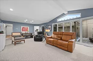 33112 Cedar Branch Cir, North Ridgeville, OH 44039 - Photo 10