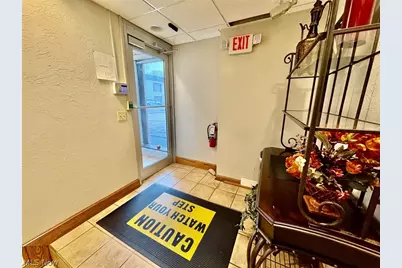 1050 and 1062 Triplett Boulevard, Akron, OH 44306 - Photo 18