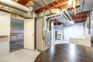 2411 16th St, Cuyahoga Falls, OH 44223 - Photo 16