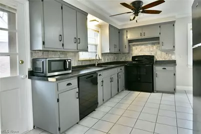 94 Jennette Drive, Youngstown, OH 44512 - Photo 14