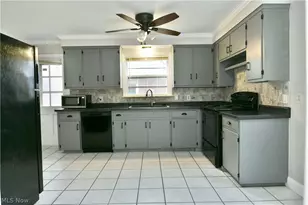 94 Jennette Dr, Youngstown, OH 44512 - Photo 16