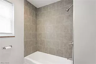 6304 Meadowbrook Dr, Mentor, OH 44060 - Photo 22