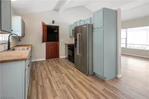 6304 Meadowbrook Dr, Mentor, OH 44060 - Photo 8