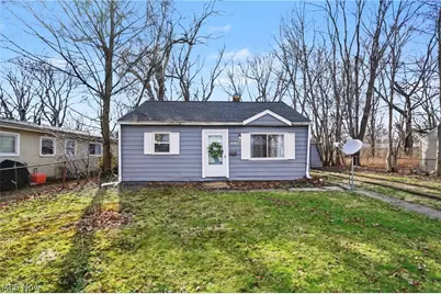 1276 Frederick Boulevard, Akron, OH 44320 - Photo 2