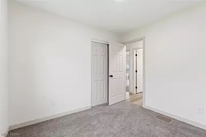 176 Grace Avenue, Barberton, OH 44203 - Photo 26