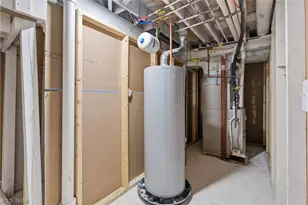 176 Grace Ave, Barberton, OH 44203 - Photo 34