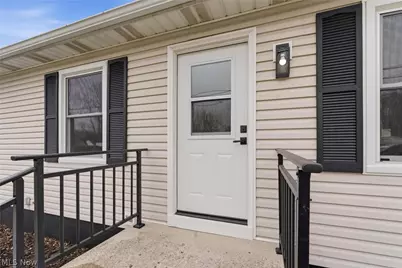 176 Grace Avenue, Barberton, OH 44203 - Photo 4