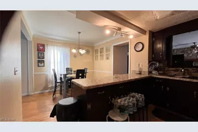 1766 Longwood Drive, Mayfield Heights, OH 44124 - Photo 20