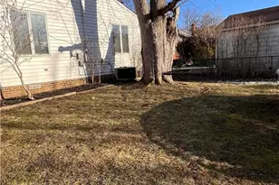 1766 Longwood Dr, Mayfield Heights, OH 44124 - Photo 46