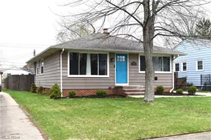 11062 Blossom Ave, Parma Heights, OH 44130 - Photo 2