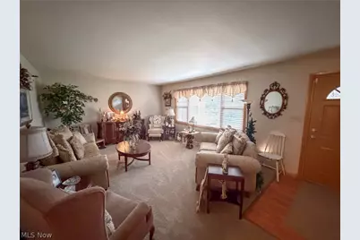 5212 Calla Avenue NW, Warren, OH 44483 - Photo 2