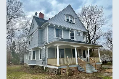 18112 Chagrin Boulevard, Huber Heights, OH 44122 - Photo 2