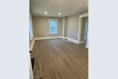 18112 Chagrin Boulevard, Huber Heights, OH 44122 - Photo 14