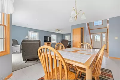 2186 Woodline Avenue SW, North Lawrence, OH 44666 - Photo 14