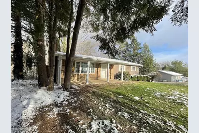 330 Walnut Hills Drive, Zanesville, OH 43701 - Photo 2