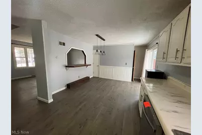 330 Walnut Hills Drive, Zanesville, OH 43701 - Photo 10
