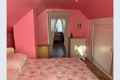 307 Peffer Avenue, Niles, OH 44446 - Photo 8