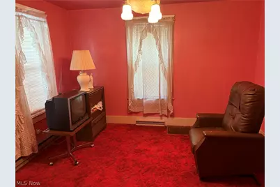 307 Peffer Avenue, Niles, OH 44446 - Photo 6