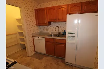 148 Bentley Drive, Elyria, OH 44035 - Photo 14