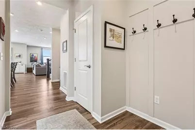 44 Benjamin Way, Tallmadge, OH 44278 - Photo 2