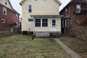 906 Harrison Ave SW, Canton, OH 44706 - Photo 4