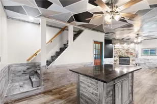 55249 Locust Dr, Bridgeport, OH 43912 - Photo 14