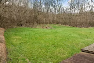 55249 Locust Dr, Bridgeport, OH 43912 - Photo 32