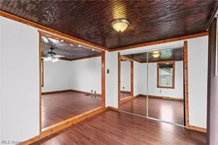 55249 Locust Dr, Bridgeport, OH 43912 - Photo 20