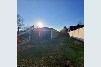 124 Park Avenue SW, Bolivar, OH 44612 - Photo 10